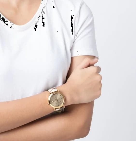 Montre Femme Burberry BU9026 The City Cadran Argenté et Cuir Noir vue 6