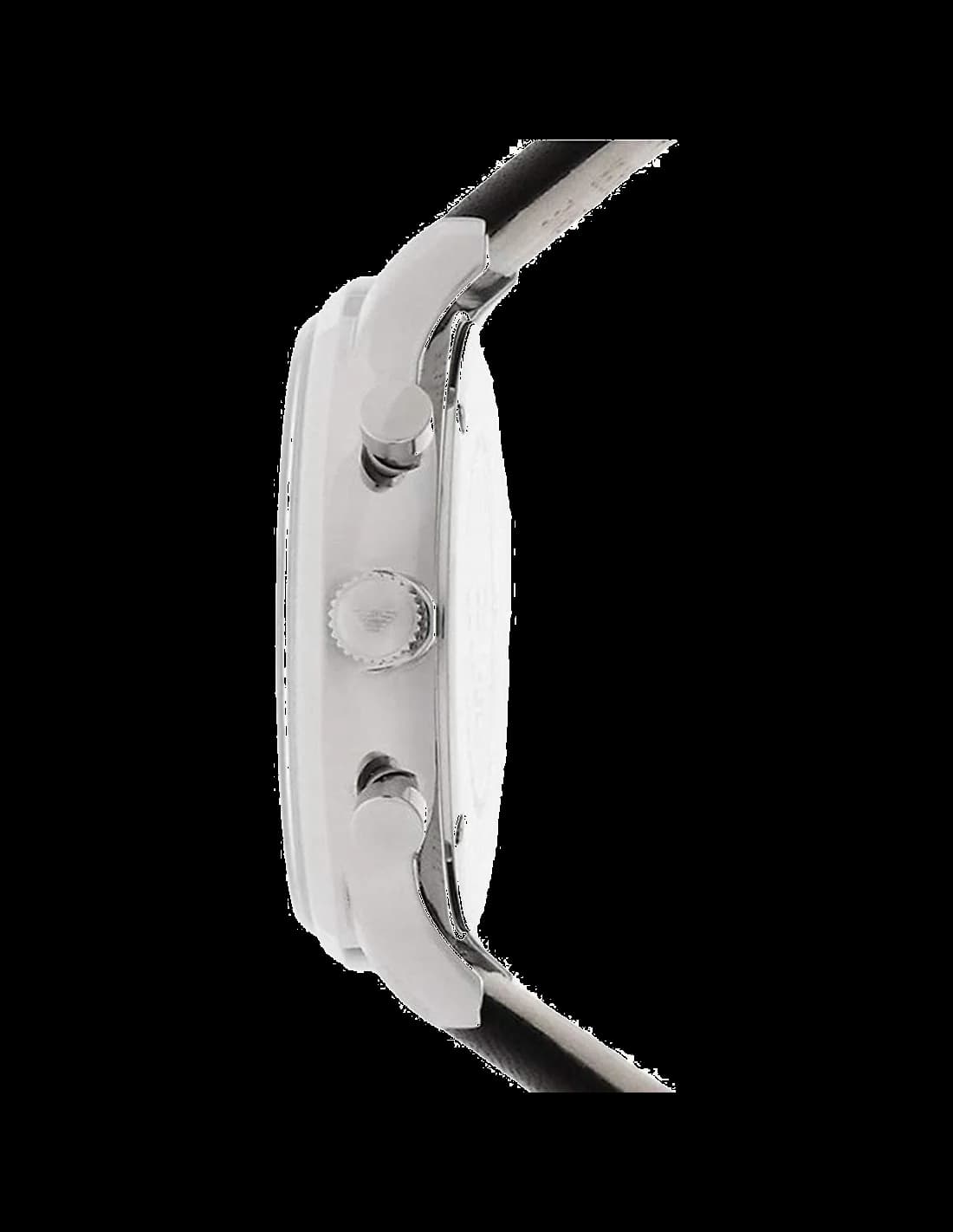 Gros plan sur le cadran blanc de la Emporio Armani AR0385