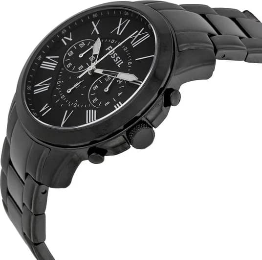 Gros plan sur le cadran noir de la Fossil FS4832