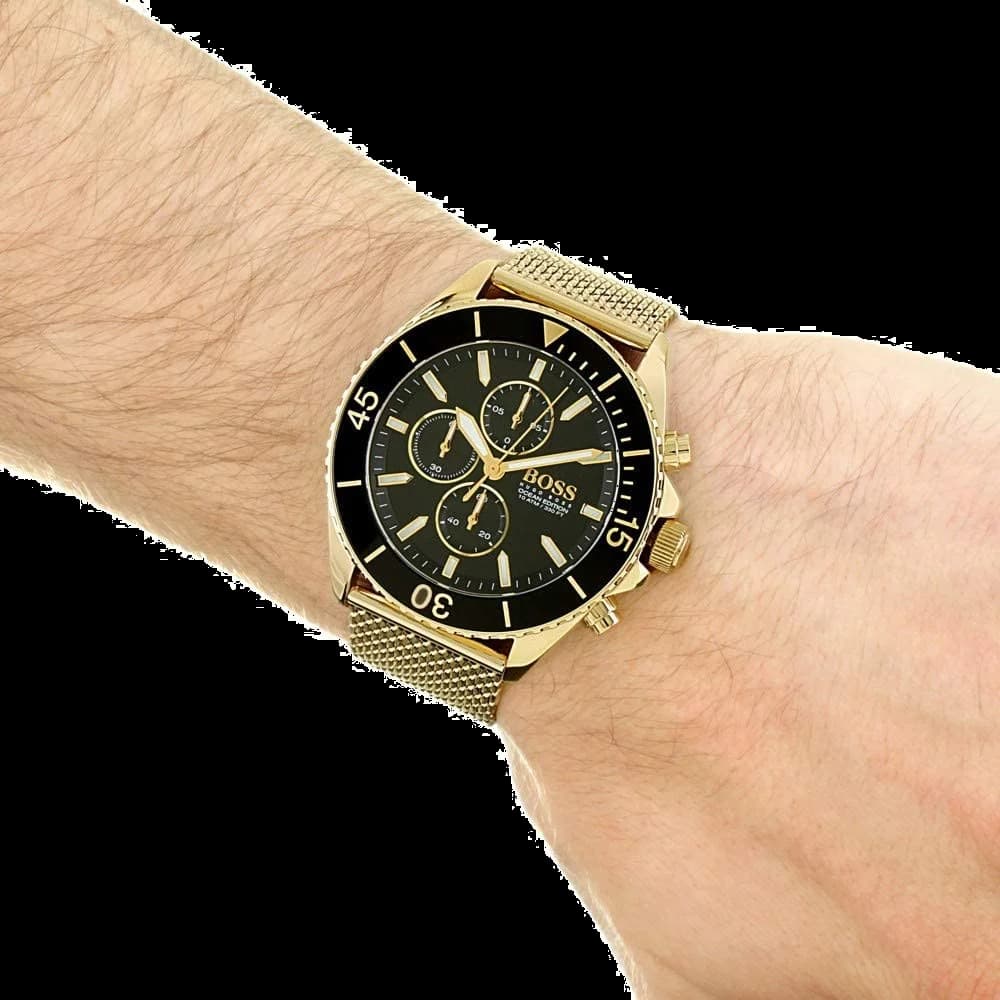 Montre Hugo Boss 1513703 Cadran Noir et Bracelet maille milanaise vue 4