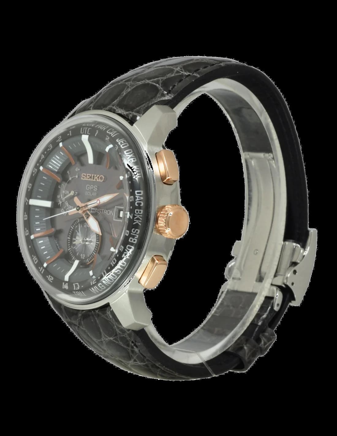 Gros plan sur le cadran noir de la Seiko SAS038J1
