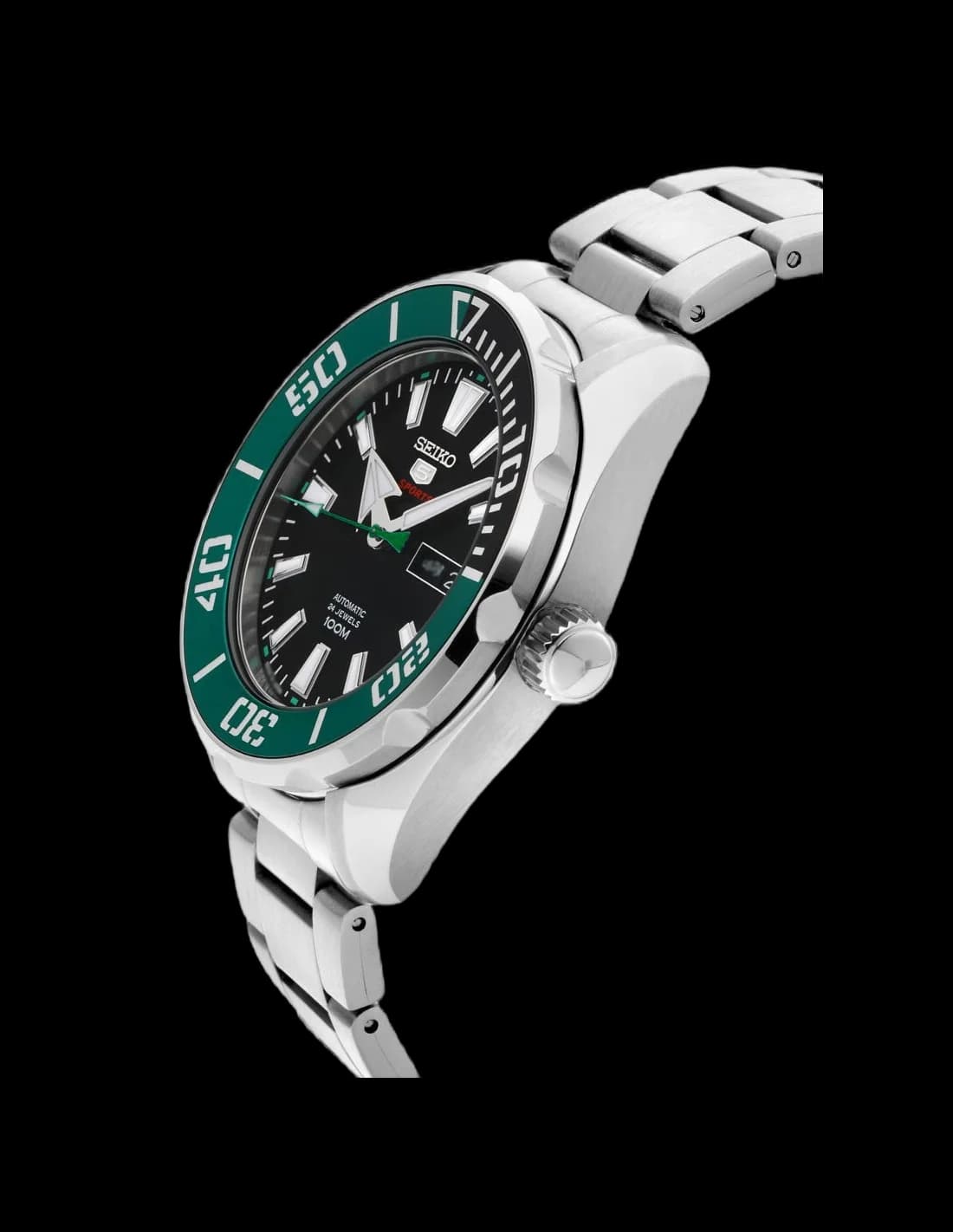 Gros plan sur le cadran noir de la Seiko SRPC53K1
