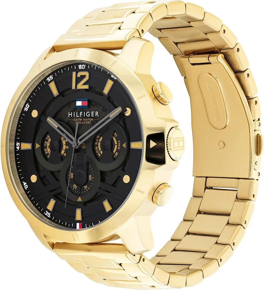 Gros plan sur le cadran noir de la Tommy Hilfiger 1710511