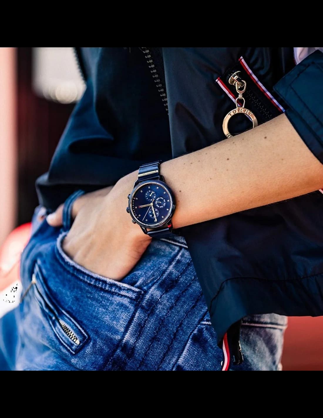 Montre Tommy Hilfiger 1781893 femme verso boîtier bleu