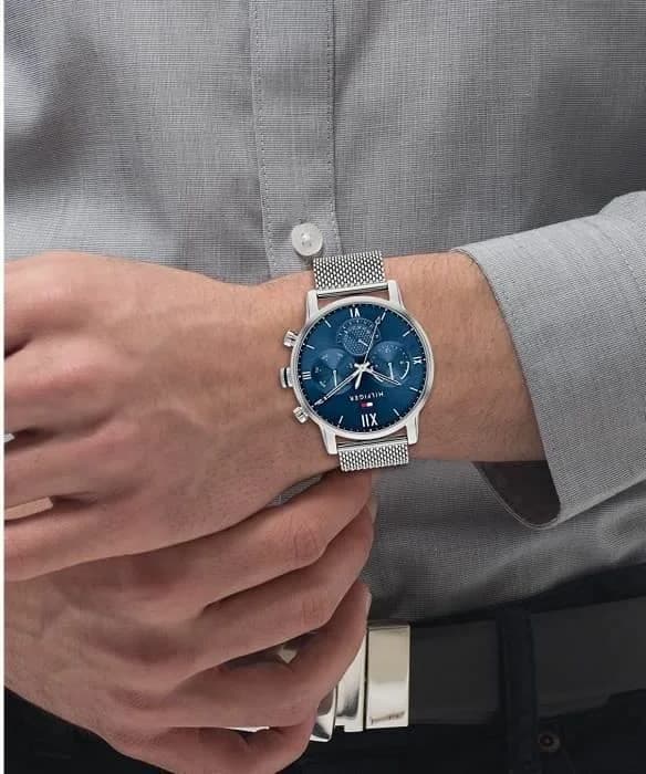 Montre Tommy Hilfiger 1791881 Sullivan Acier maille milanaise et Cadran Bleu vue 5