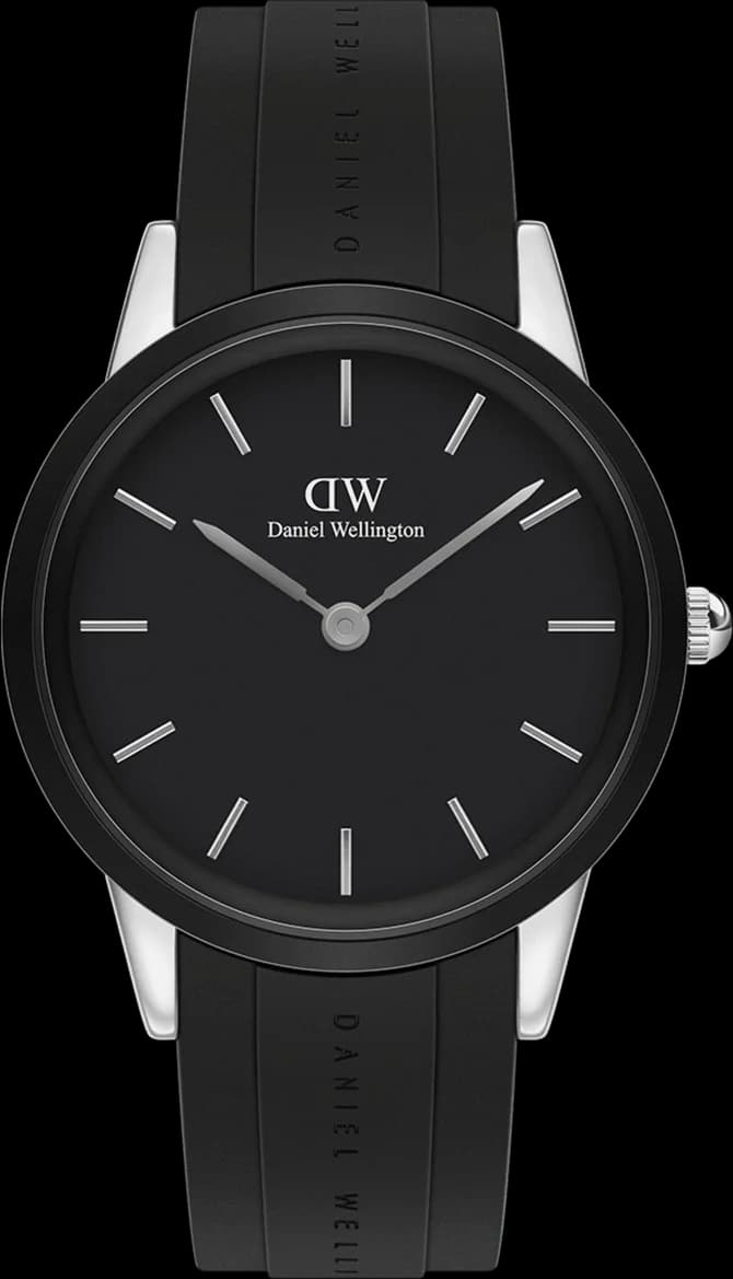 Daniel Wellington DW00100436 montre homme, cadran noir, bracelet silicone noir, style sport chic
