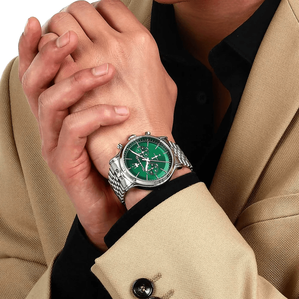 Show Maserati R8873618033 Epoca in Silver Steel with a Green Dial vue 5