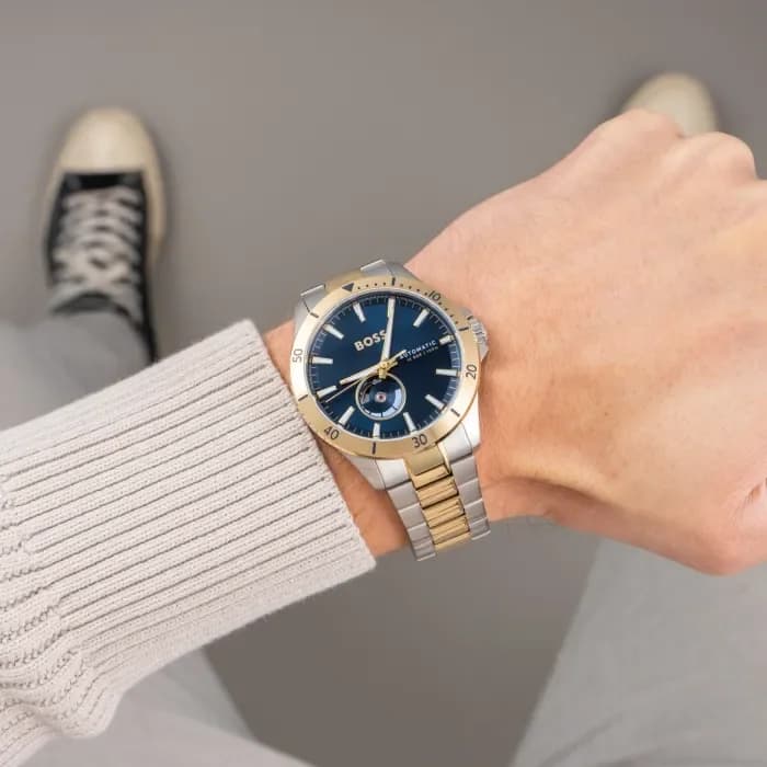 Hugo Boss Troper 1514201 Automatic Men's Watch Bicolour Bracelet Blue Dial vue 4