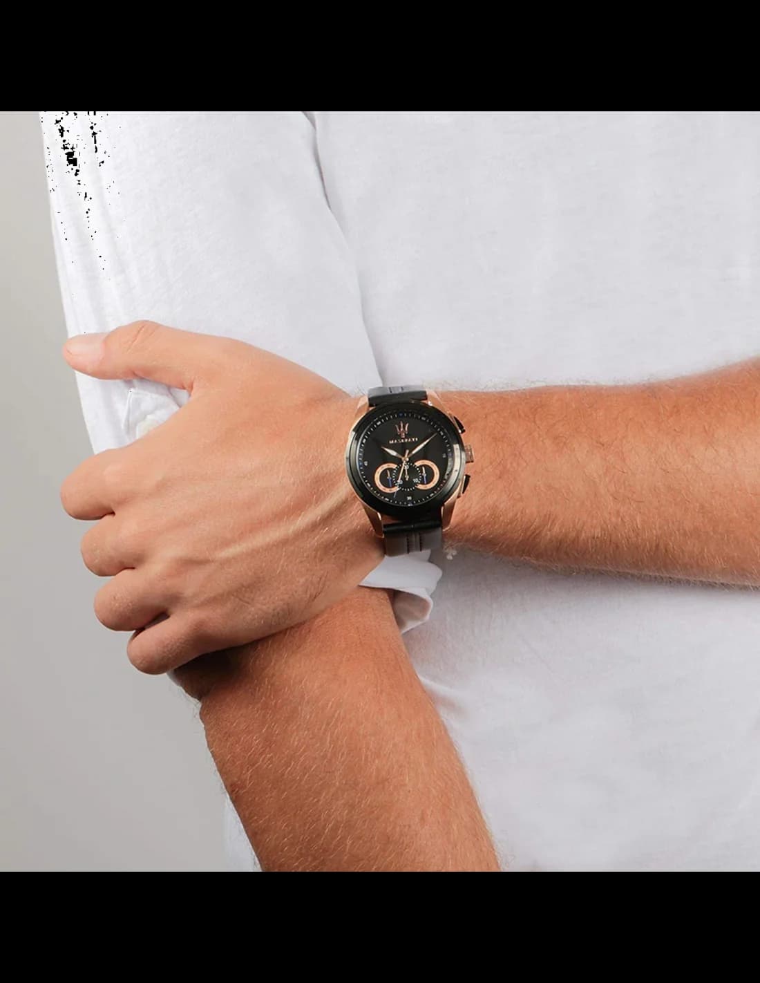 Maserati Traguardo R8871612025 Black Watch with Rose Gold Steel Details vue 3