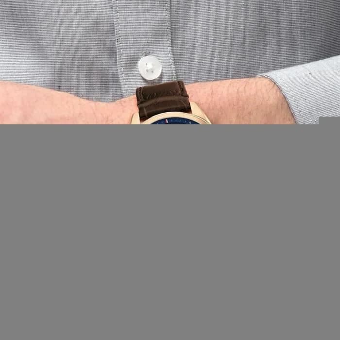 Montre Tommy Hilfiger 1710453 Baker Squelette en Acier et Bracelet Cuir vue 4