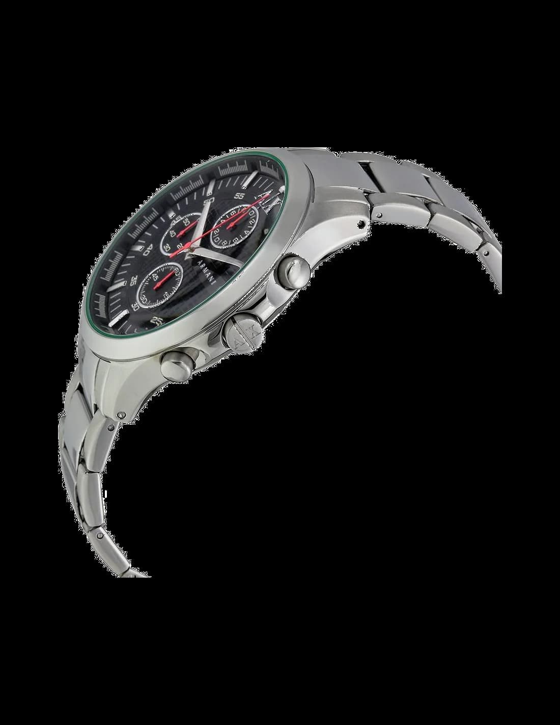Gros plan sur le cadran noir de la Armani Exchange AX2163