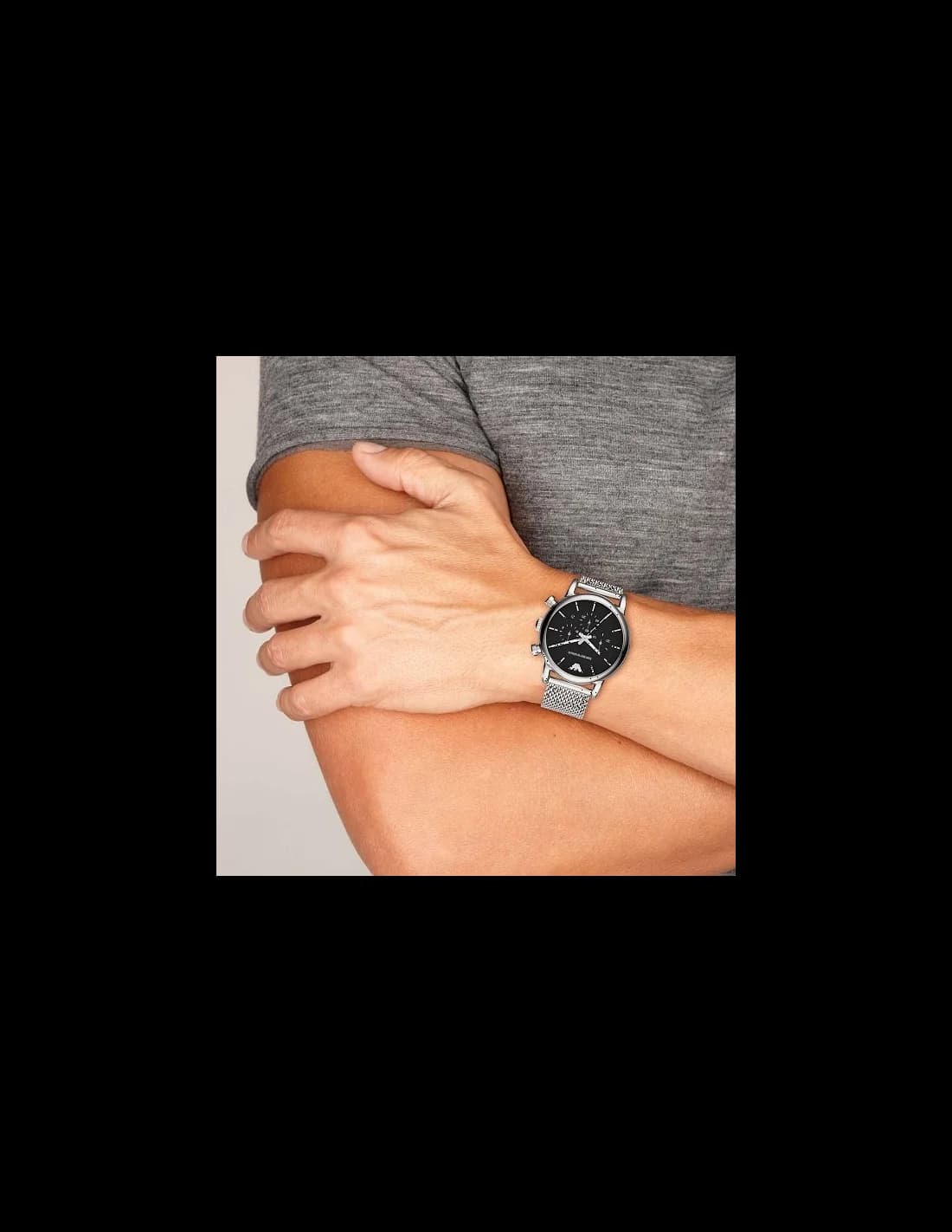 Emporio Armani Classic AR1811 Milanese Mesh Men's Watch vue 4