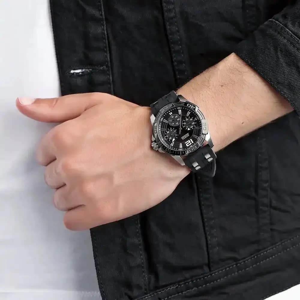 Montre Homme Guess Oasis W0366G1 bracelet silicone noir vue 5