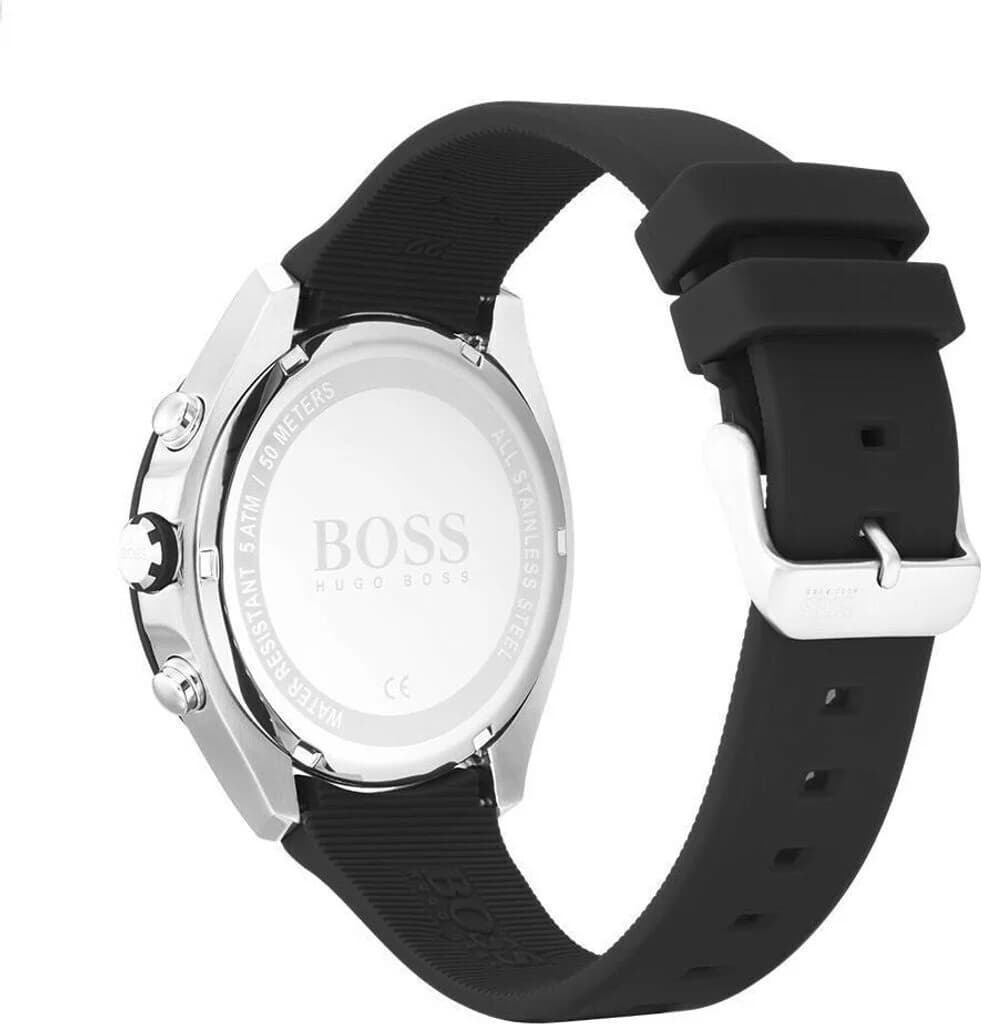 Gros plan sur le cadran noir de la Hugo Boss 1513716