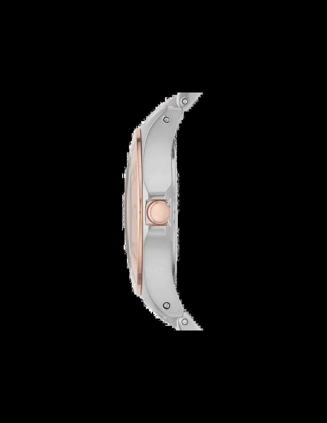 Gros plan sur le cadran blanc de la Marc Jacobs MBM3129