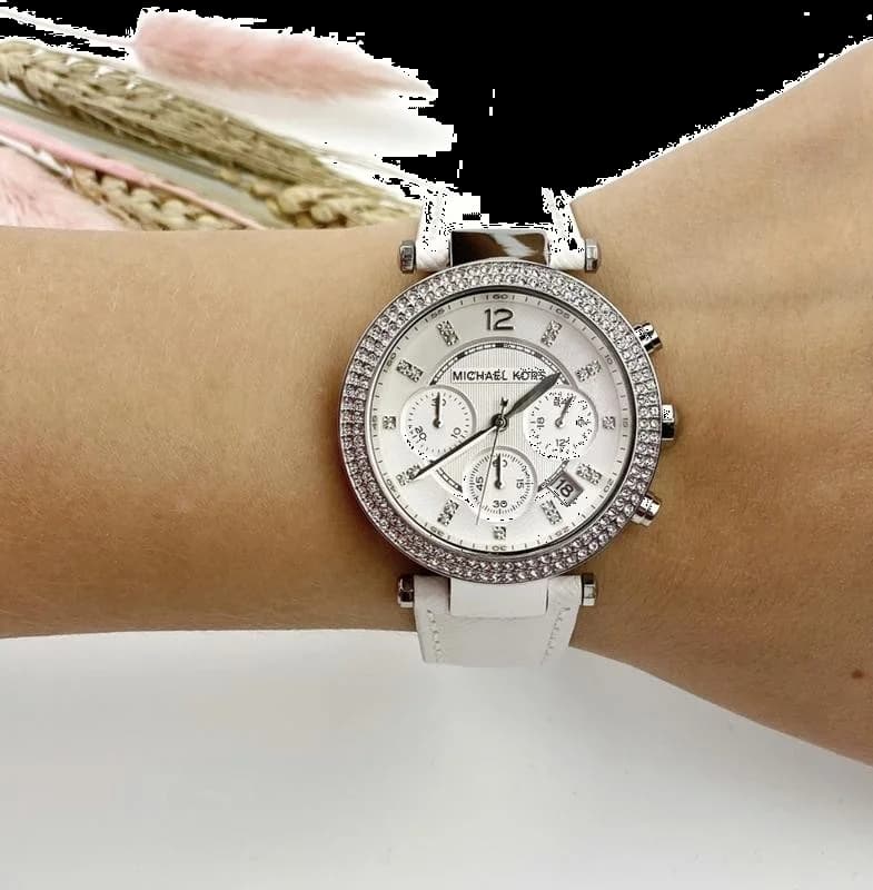 Michael Kors MK2277 White Leather Strap and Crystal Bezel Watch vue 5