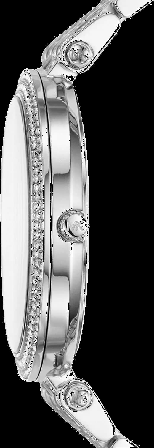 Gros plan sur le cadran argent de la Michael Kors MK3779