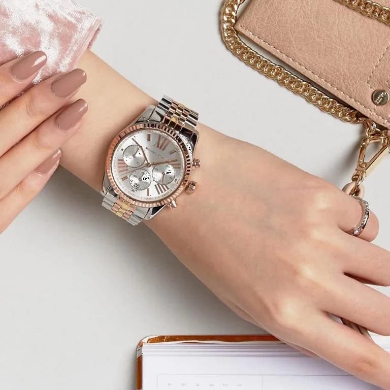 Michael Kors MK5735 côté fond de boîtier argent