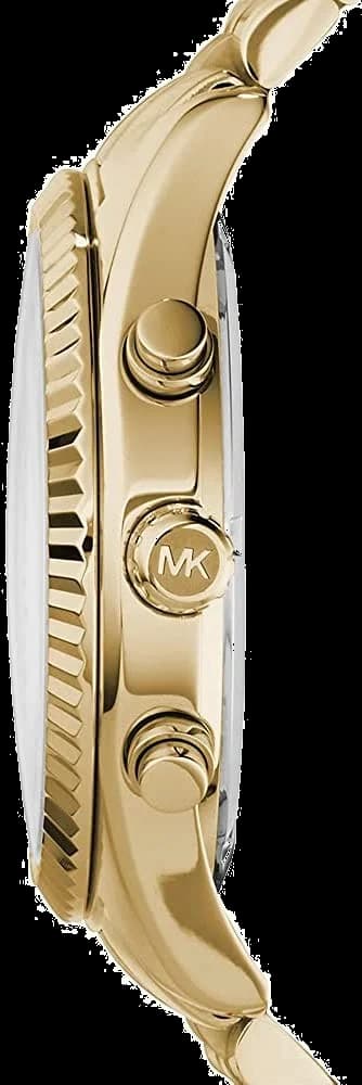 Gros plan sur le cadran or de la Michael Kors MK8281