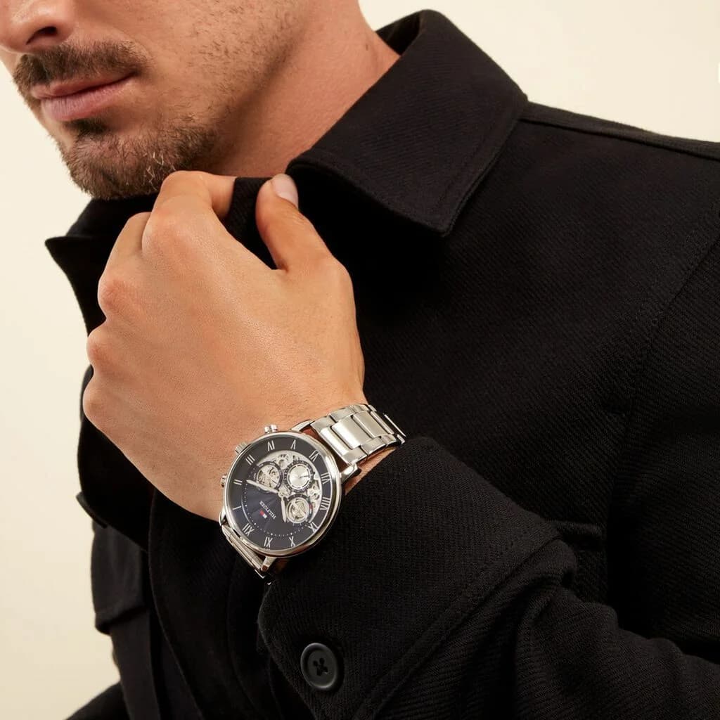 Montre Tommy Hilfiger 1710569 Legend en Acier Argenté et Cadran Bleu Squelette vue 6