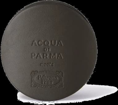 Leather car air freshener Acqua Di Parma meets Poltona Frau