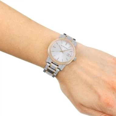 Burberry BU9105 côté fond de boîtier argent