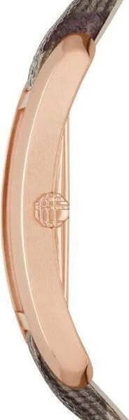 Gros plan sur le cadran or rose de la Burberry BU9408