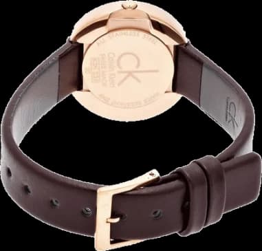 Gros plan sur le cadran argent de la Calvin Klein K3N236G6