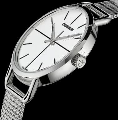 Gros plan sur le cadran argent de la Calvin Klein K7B23126