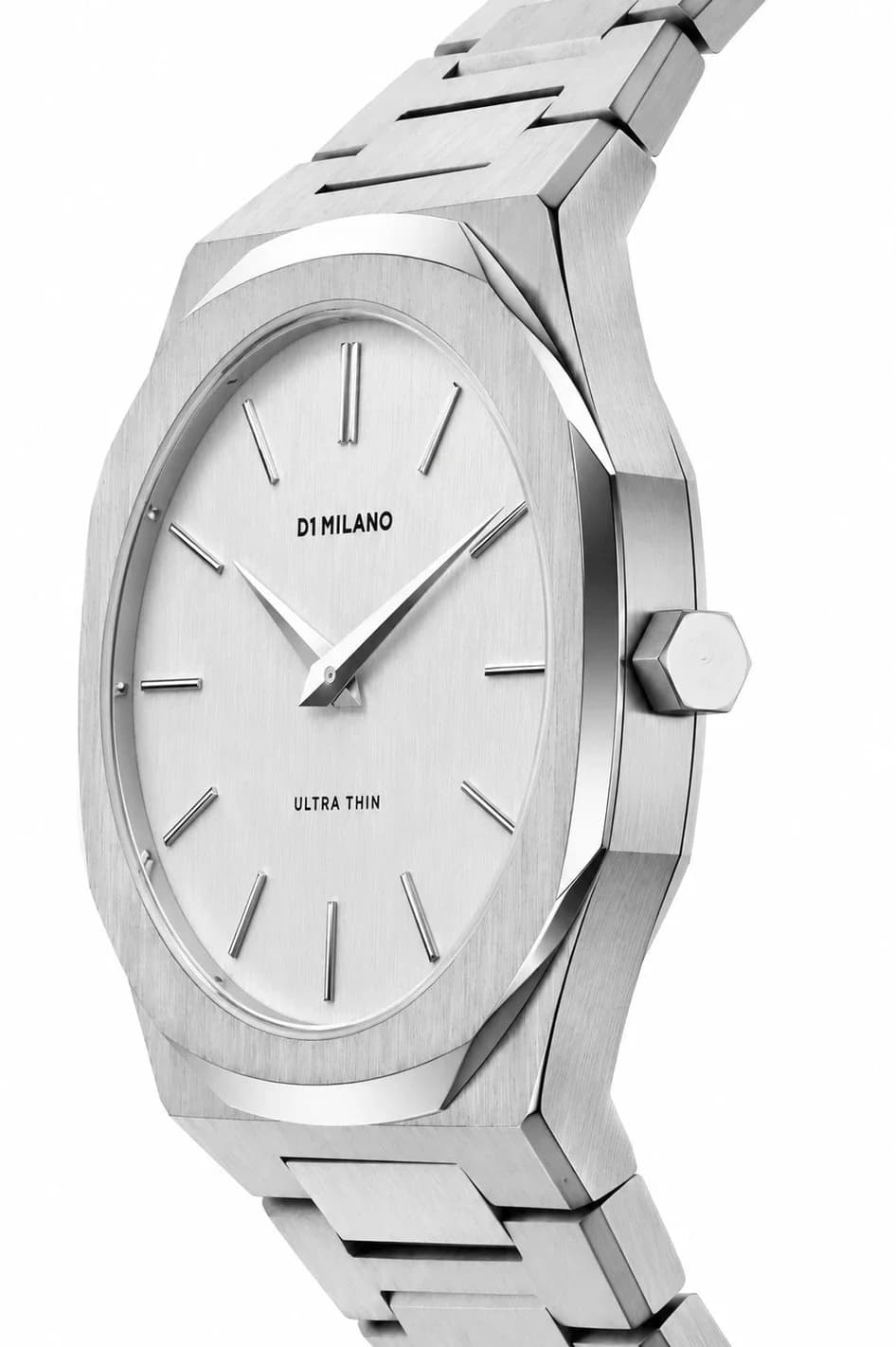 D1 Milano UTBJ23 vue de côté, bracelet acier