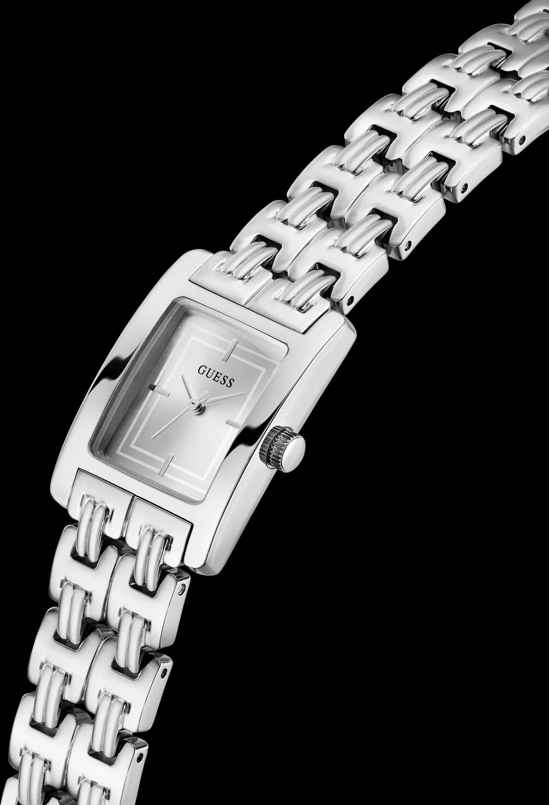 Montre Guess Cove GW1026L1, détail du bracelet acier acier