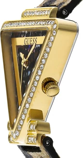 Gros plan sur le cadran or de la Guess GW0504L3