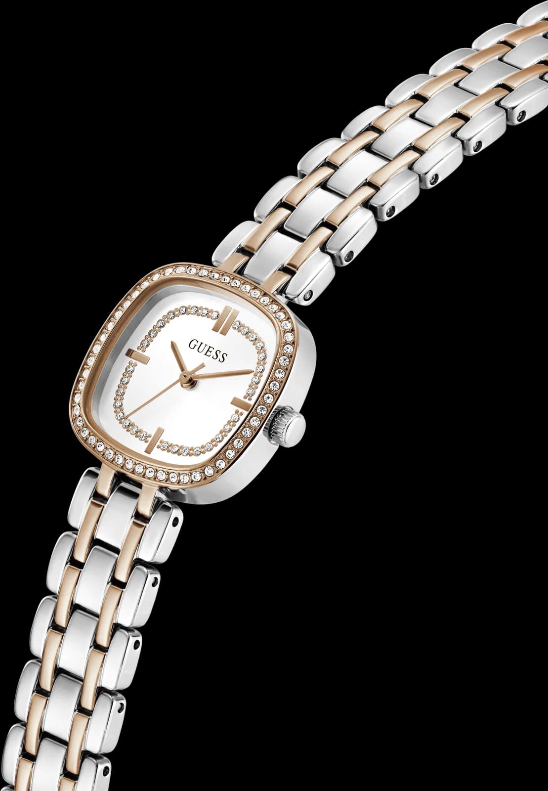 Montre Guess Hazel GW1018L5, détail du bracelet acier bicolore