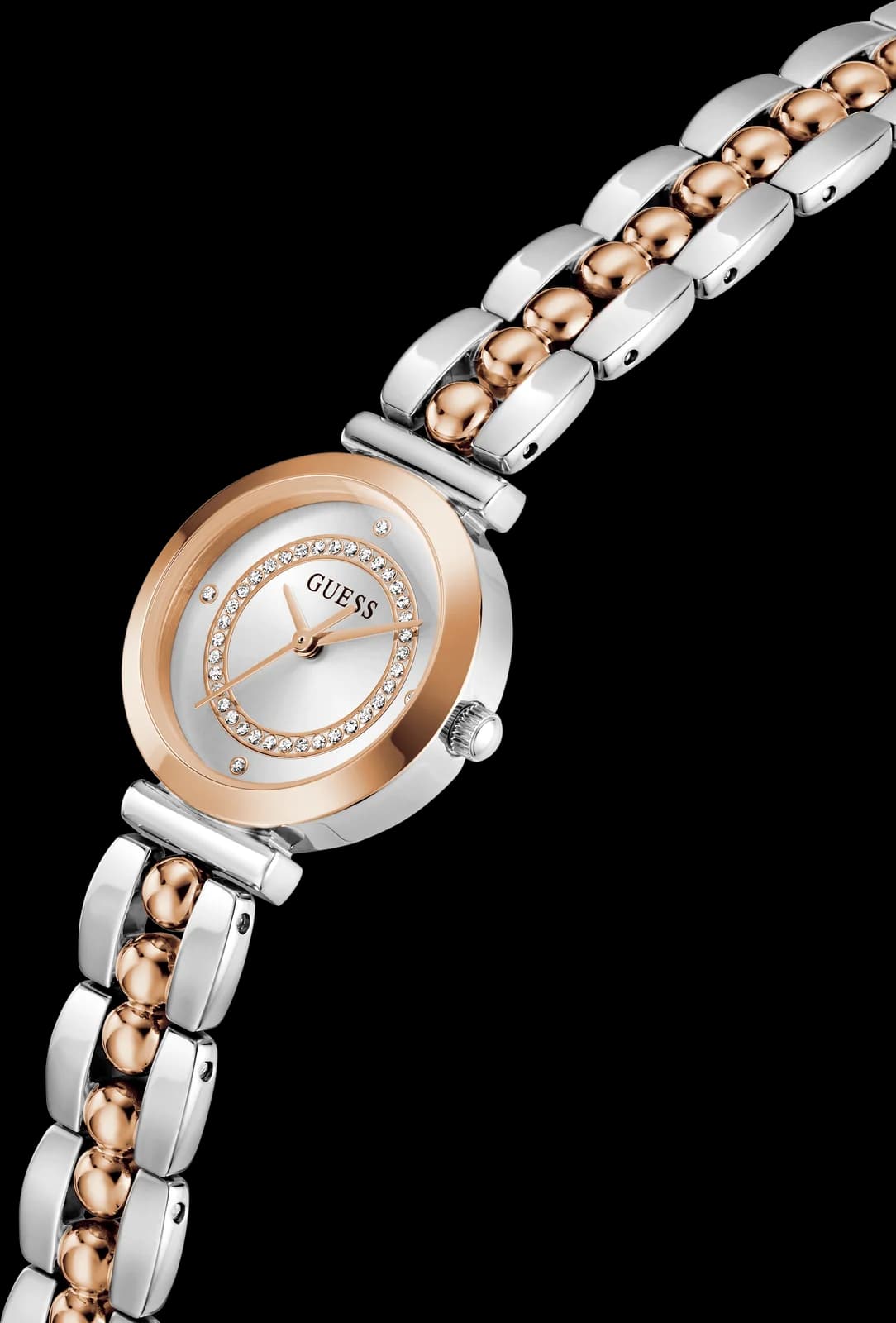 Montre Guess Leena GW0994L5, détail du bracelet acier bicolore