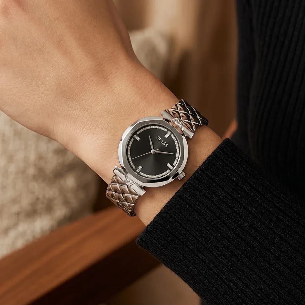 Guess Rumour GW0613L1 women's silver watch, steel link bracelet vue 5