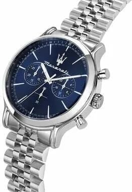 Gros plan sur le cadran bleu de la Maserati R8873646005
