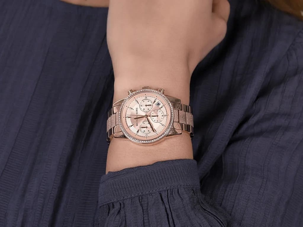 Michael Kors MK6598 côté fond de boîtier or rose