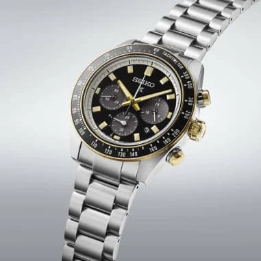 Gros plan sur le cadran noir de la Seiko SSC941P1