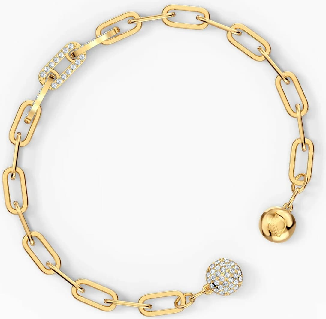 Gros plan sur le cadran de la Swarovski 5572639