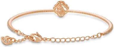 Gros plan sur le cadran de la Swarovski 5516476