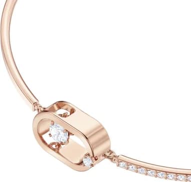 Gros plan sur le cadran de la Swarovski 5472382