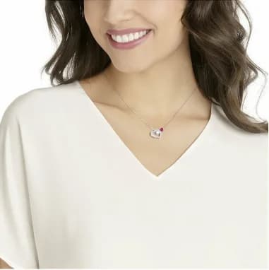 Collier Swarovski Love Heart 5365987 plaqué rhodium incrusté de cristaux vue 4