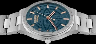 Gros plan sur le cadran bleu de la Vivienne Westwood VV257TLSL