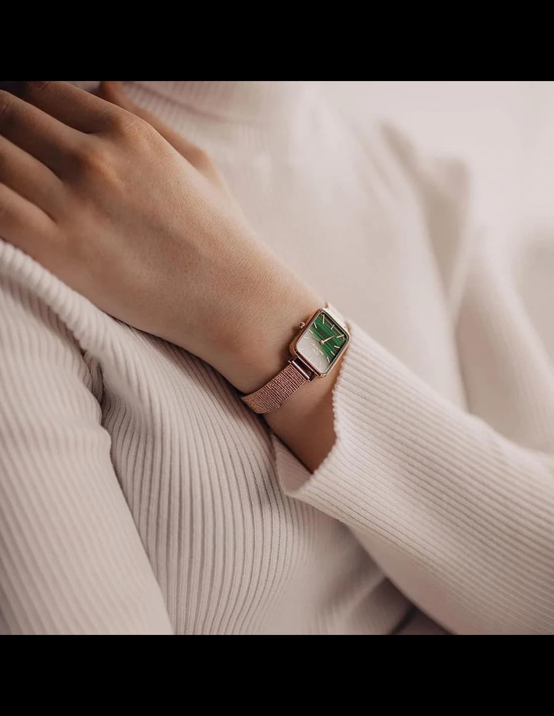 Montre Daniel Wellington DW00100437 femme détail cadran vert
