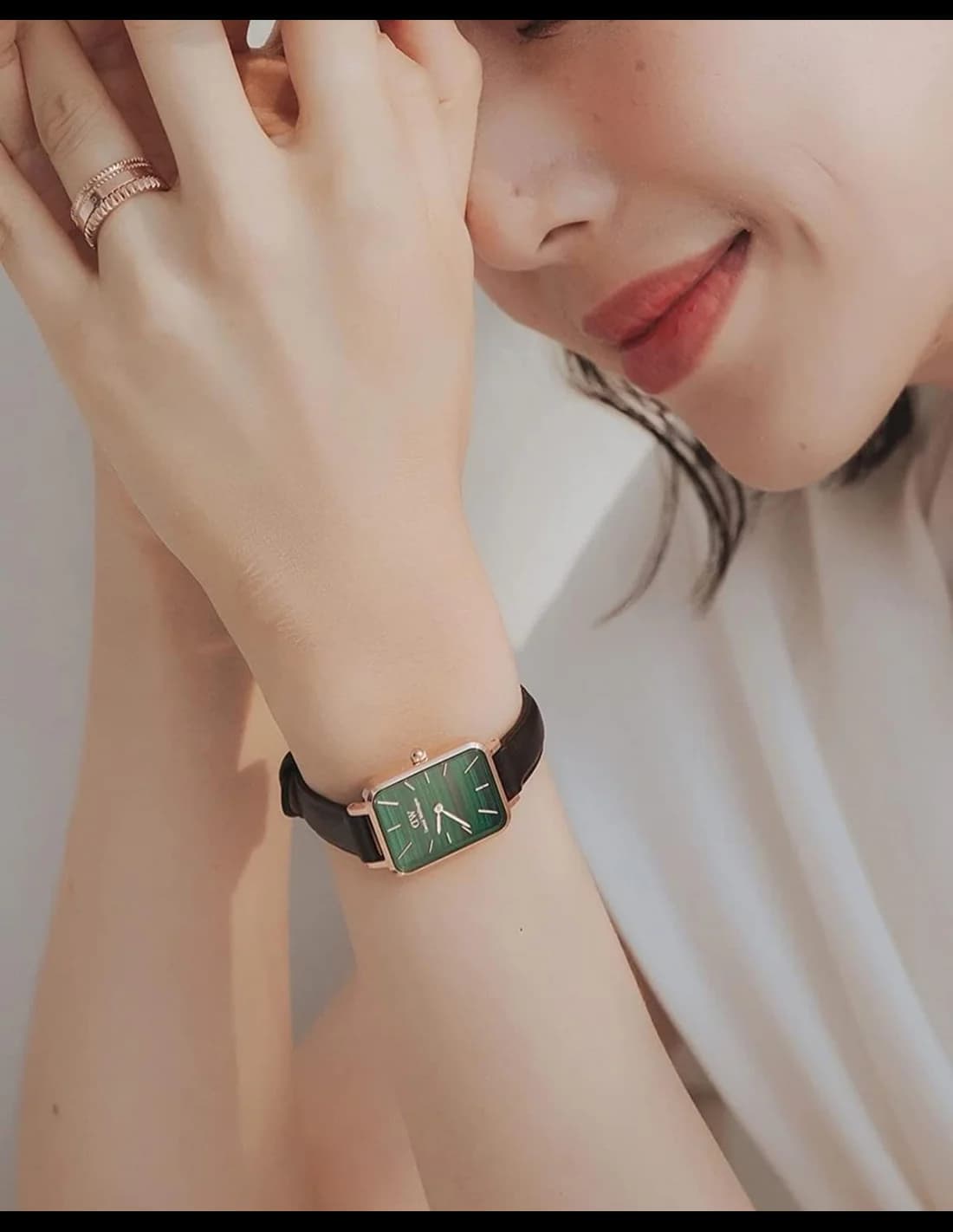 Montre Daniel Wellington DW00100439 femme détail cadran vert