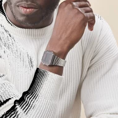 Montre Casio A168WEM-1EF unisexe détail bracelet acier