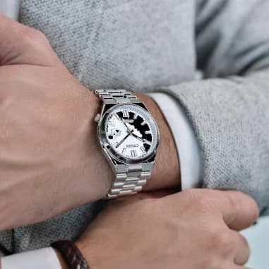 Montre Citizen NJ0150-81A homme verso boîtier