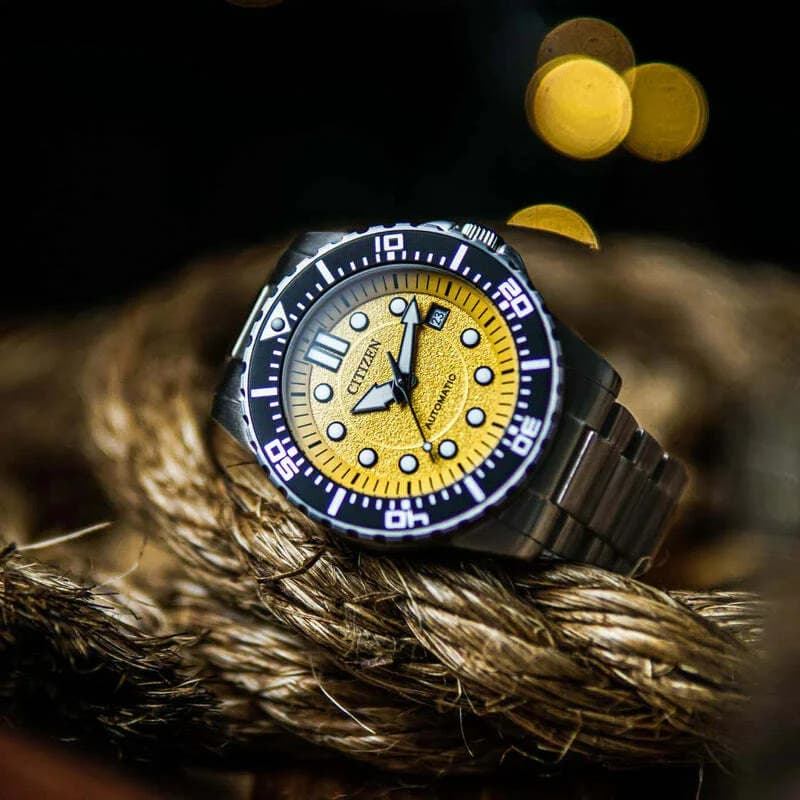 Montre Citizen NJ0170-83Z Automatique Sport en Acier avec Cadran Jaune vue 6