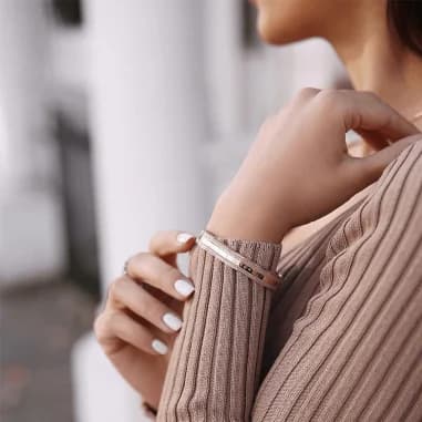 Montre Daniel Wellington DW00400012 femme détail bracelet acier