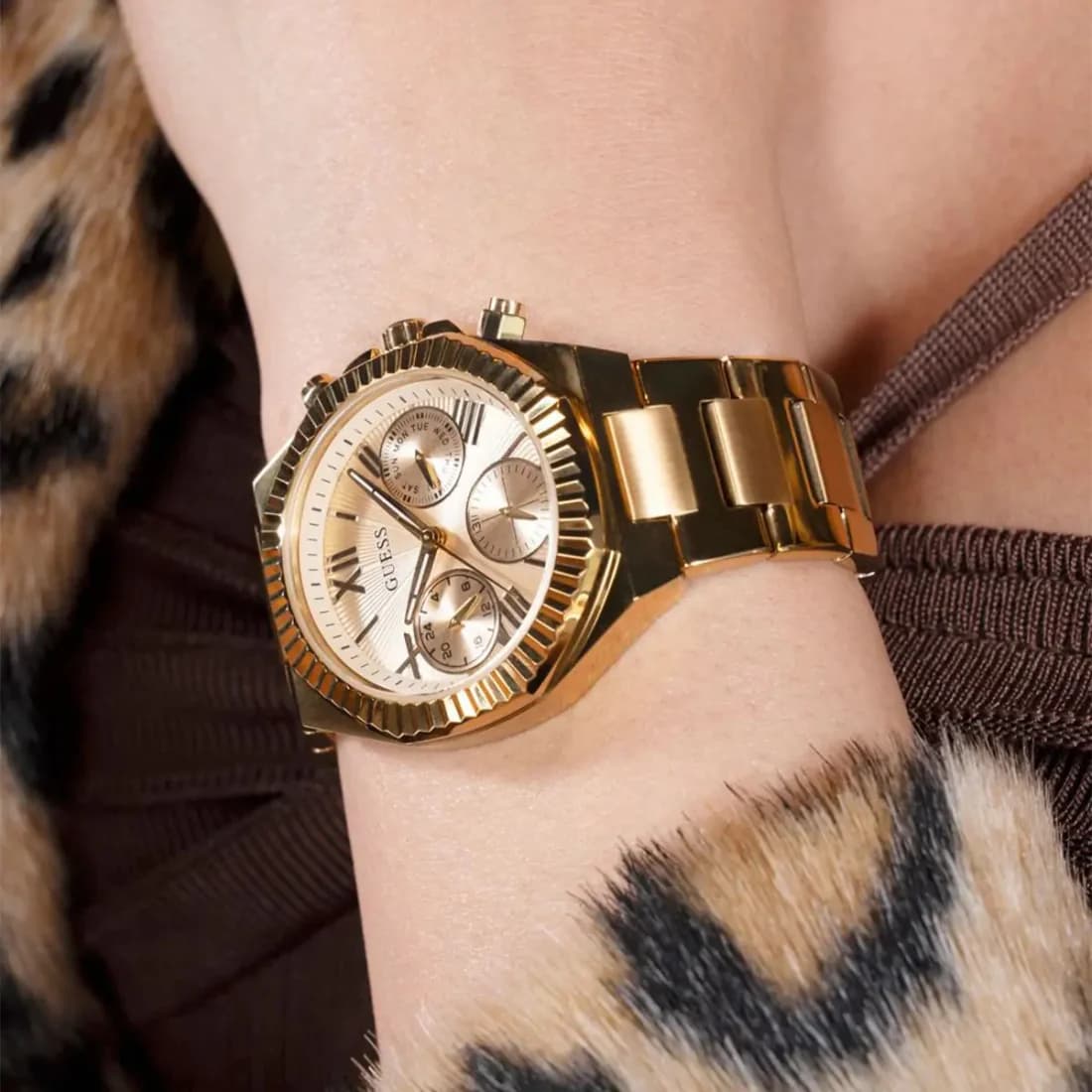 Montre Femme Guess Equality GW0769L2 Acier Doré Multifonctions vue 6